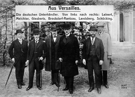 La délégation allemande lors de la Conférence de paix de Paris