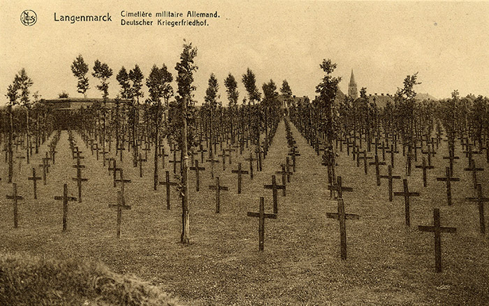 Cimetière militaire allemand à Langemarck, Belgique